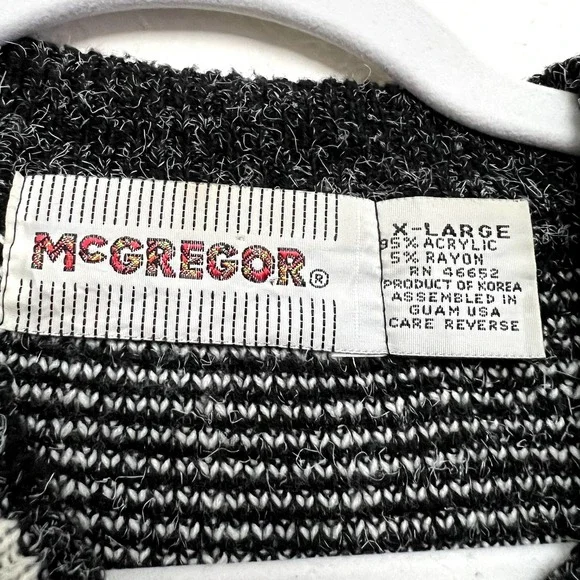 MCGREGOR Vintage Men's size XL Geometric Multi Print Crewneck Pullover Sweater - Picture 3 of 4